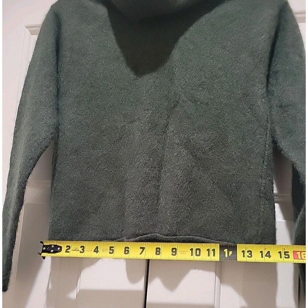 Free People 100% Cashmere ? Green Turtleneck Cropped Women Sweater Size XXS/XS - Picture 13 of 15